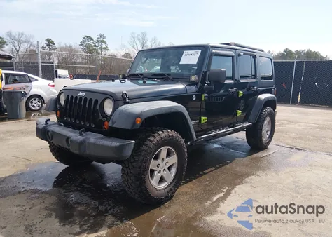 2012 Jeep Wrangler Unlimited Sport z USA, uszkodzony, nr VIN 1C4HJWDG8CL251927